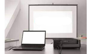 Hide Computer Screen on Projector 